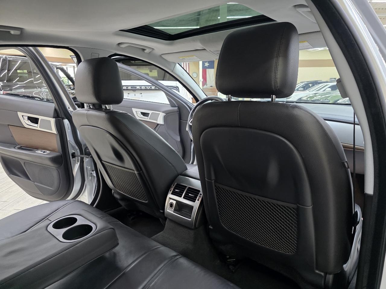 Jaguar XF-Series XF 2.0L I4T 2014