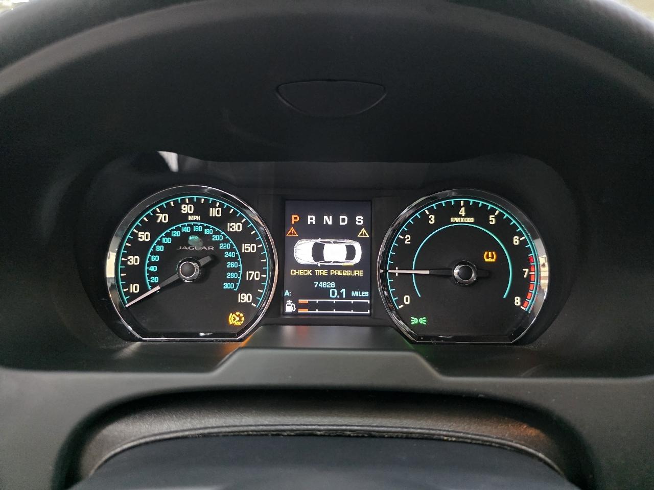 Jaguar XF-Series XF 2.0L I4T 2014