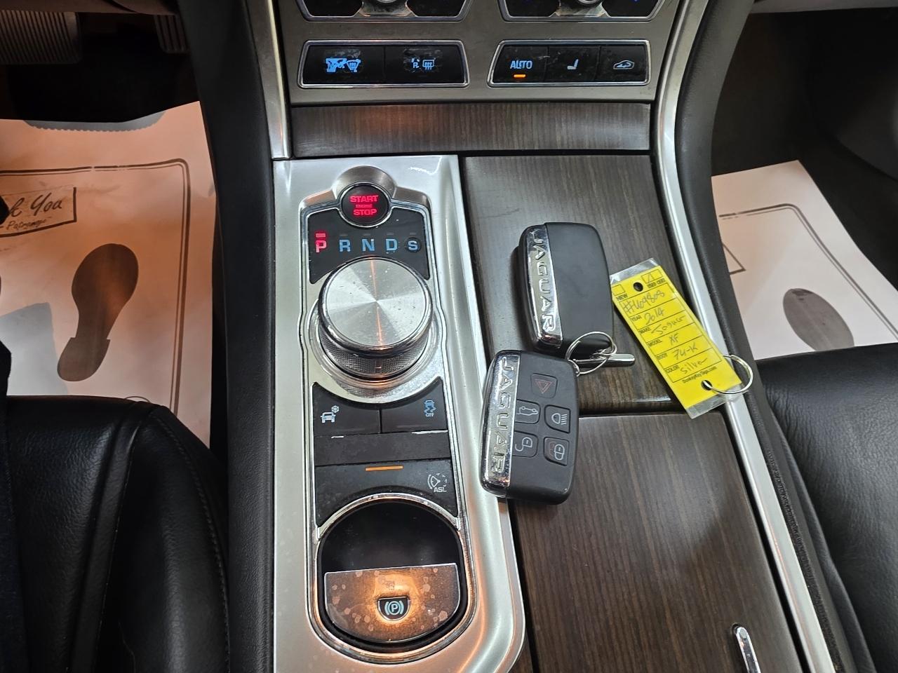 Jaguar XF-Series XF 2.0L I4T 2014