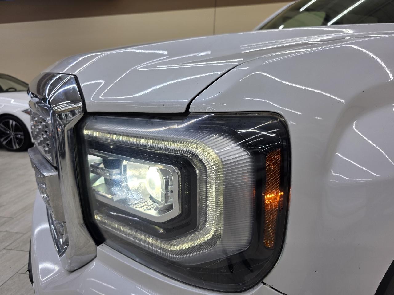 GMC Sierra 1500 Denali Crew Cab Short Box 4WD 2017