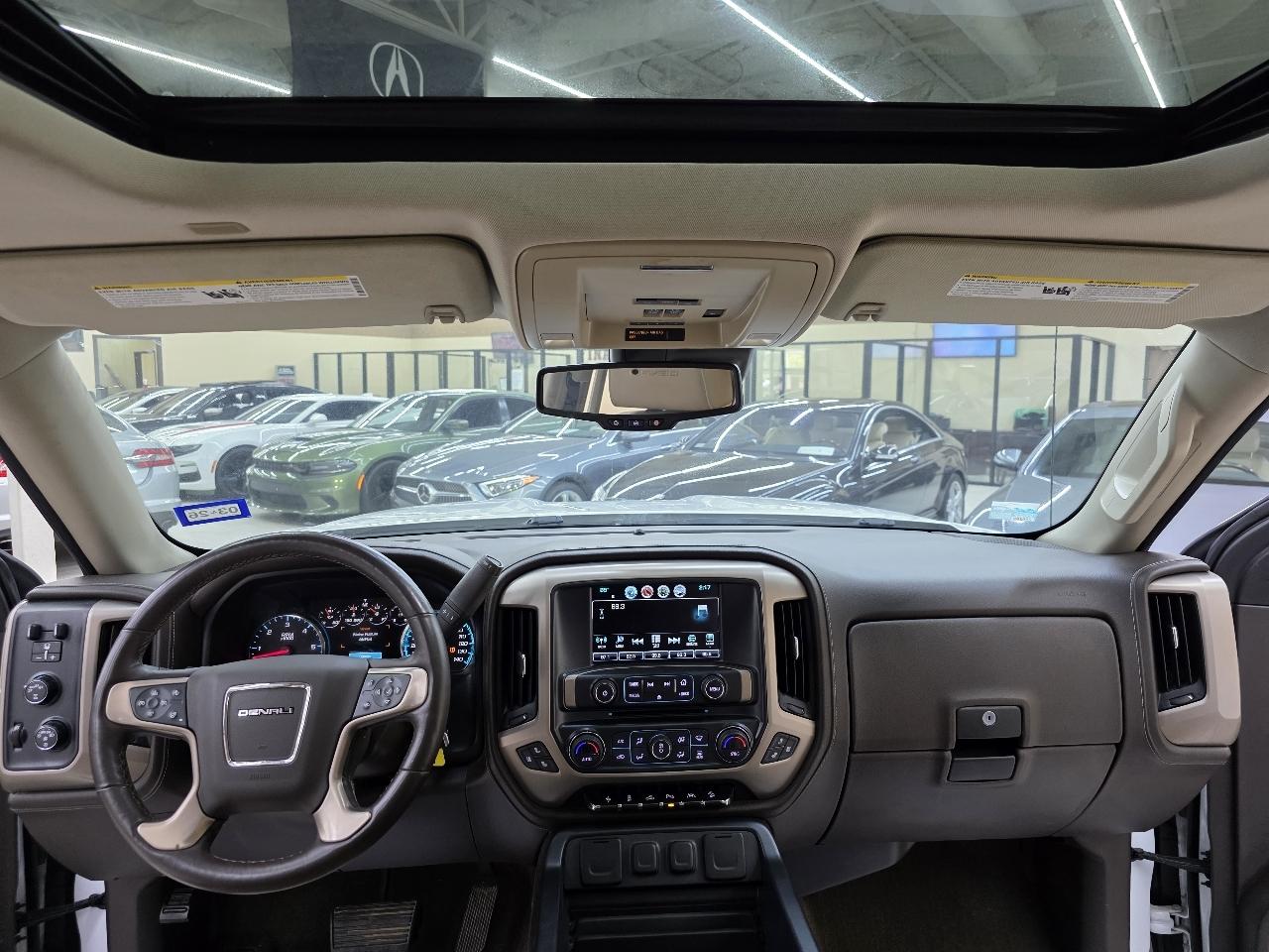 GMC Sierra 1500 Denali Crew Cab Short Box 4WD 2017