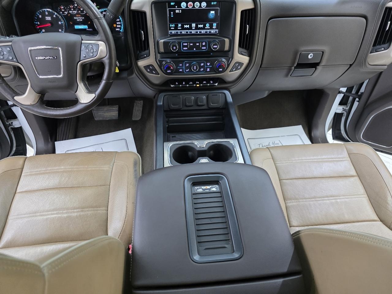 GMC Sierra 1500 Denali Crew Cab Short Box 4WD 2017