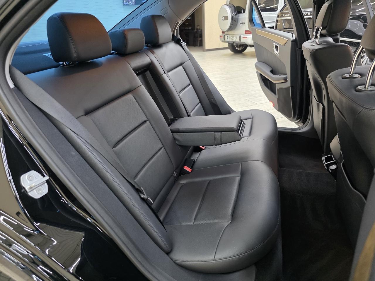 Mercedes-Benz E-Class E350 Sedan 2010