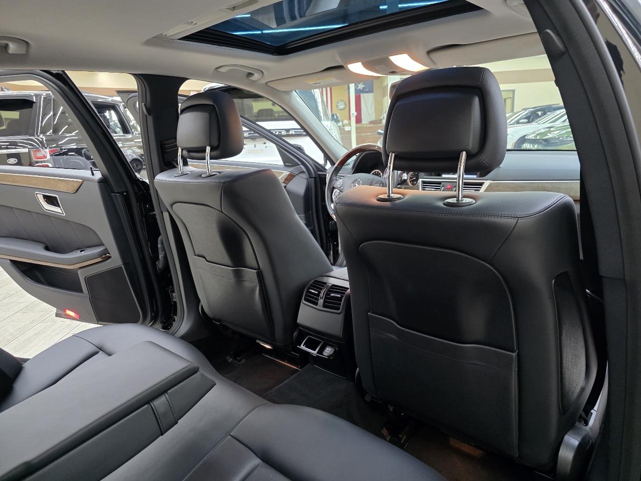 Mercedes-Benz E-Class E350 Sedan 2010