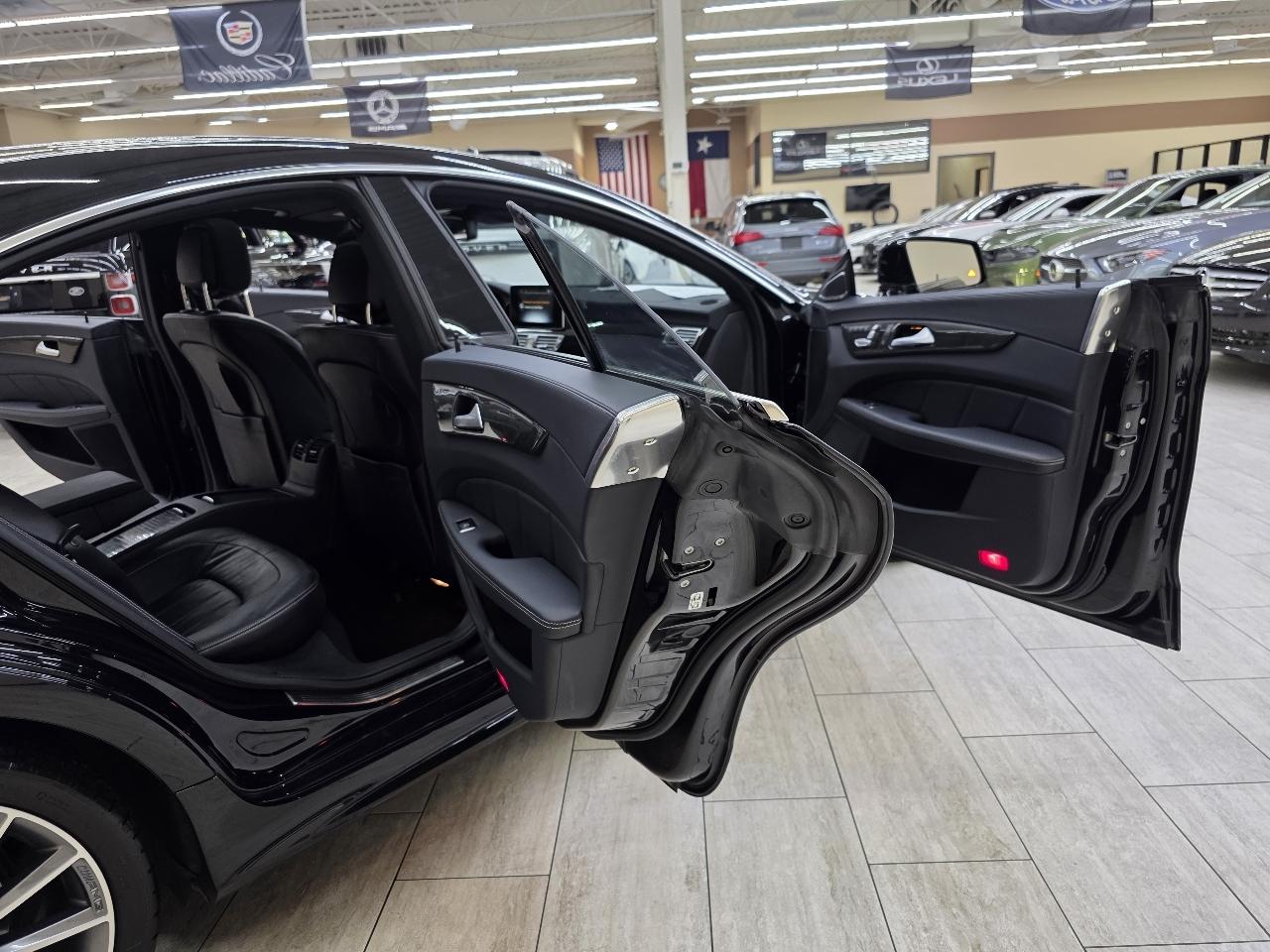 Mercedes-Benz CLS-Class CLS550 2015