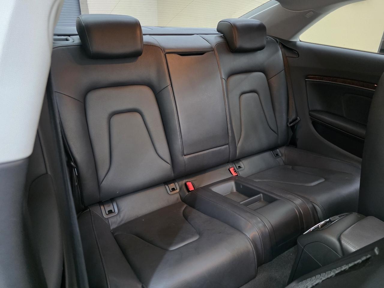 Audi A5 Coupe 2.0T quattro Tiptronic 2013