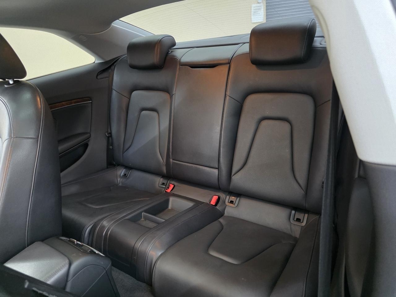 Audi A5 Coupe 2.0T quattro Tiptronic 2013
