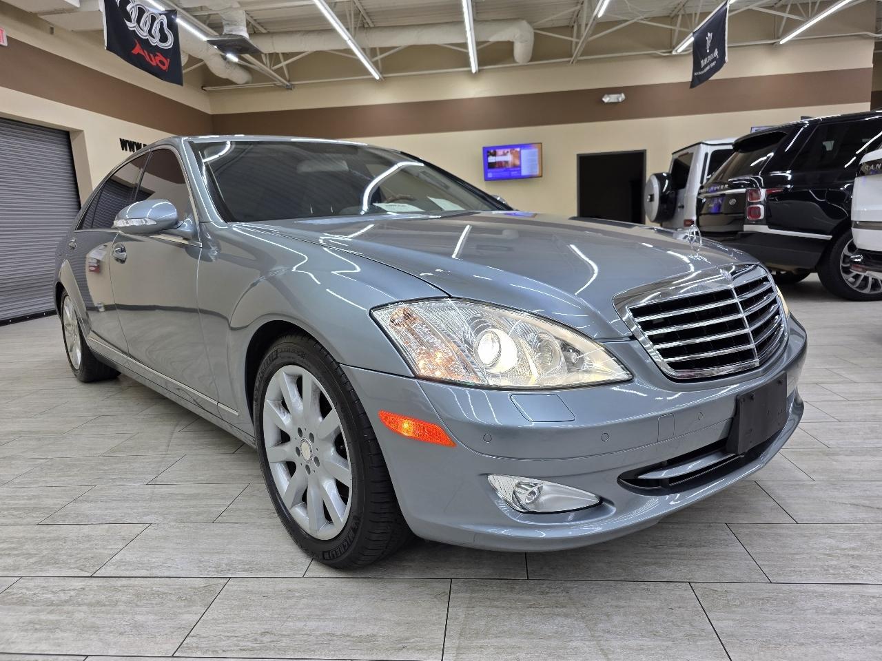 Mercedes-Benz S-Class S550 2008