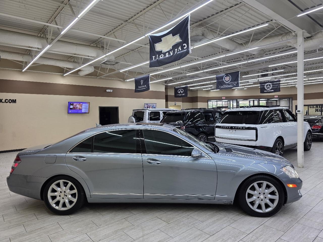 Mercedes-Benz S-Class S550 2008
