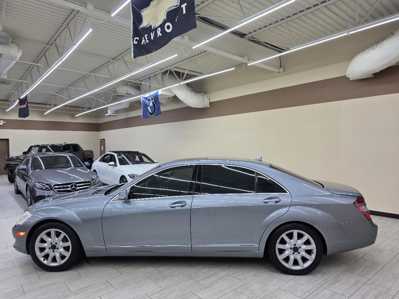 Mercedes-Benz S-Class S550 2008