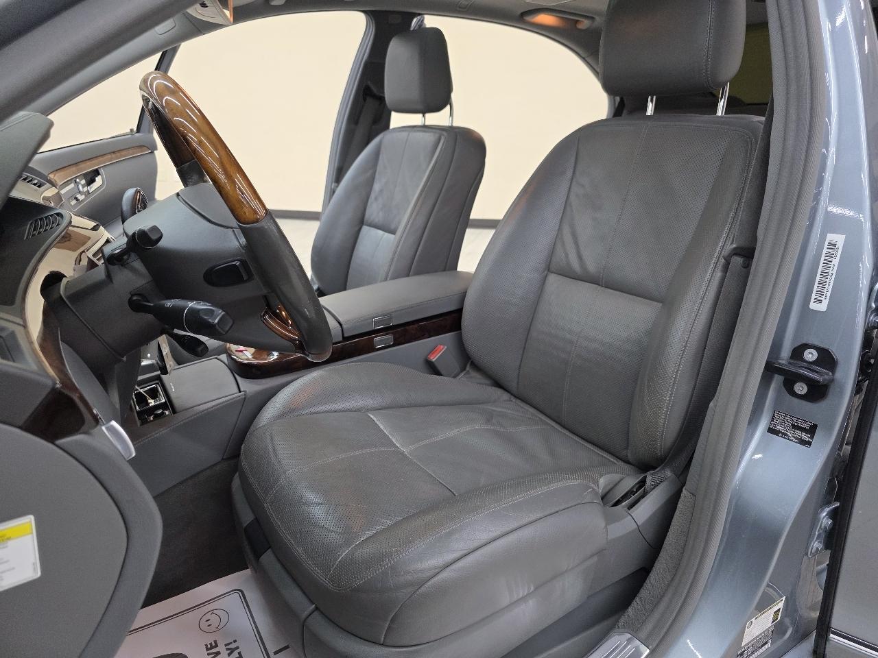 Mercedes-Benz S-Class S550 2008