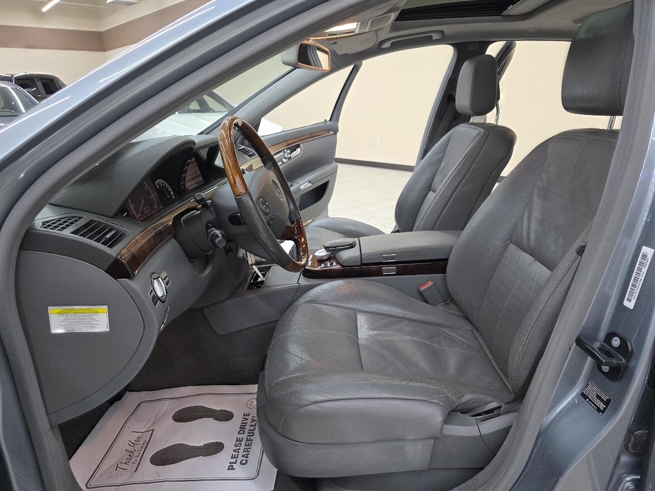 Mercedes-Benz S-Class S550 2008