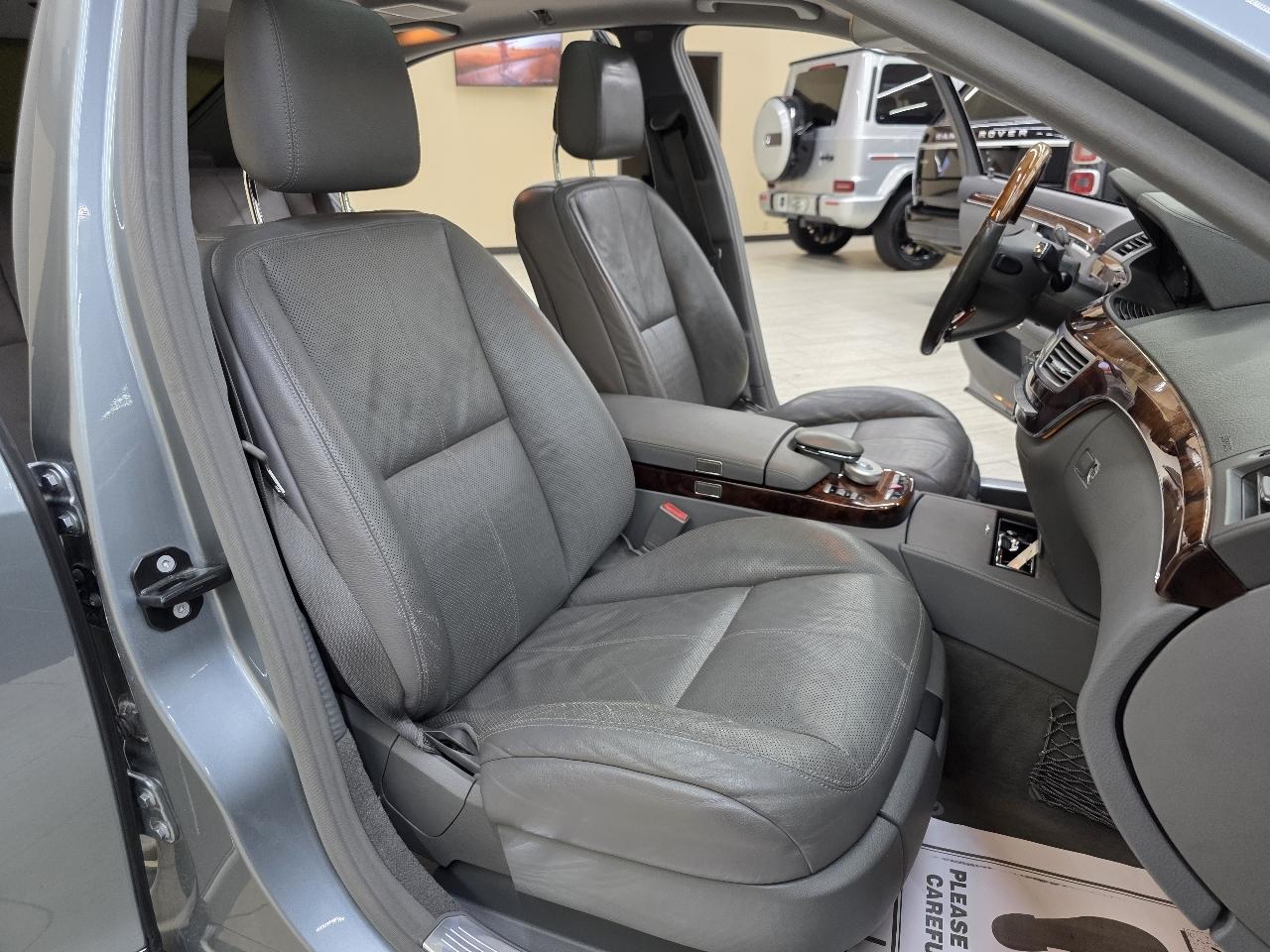 Mercedes-Benz S-Class S550 2008