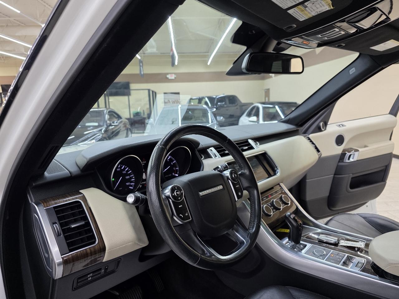 Land Rover Range Rover Sport SE 2015
