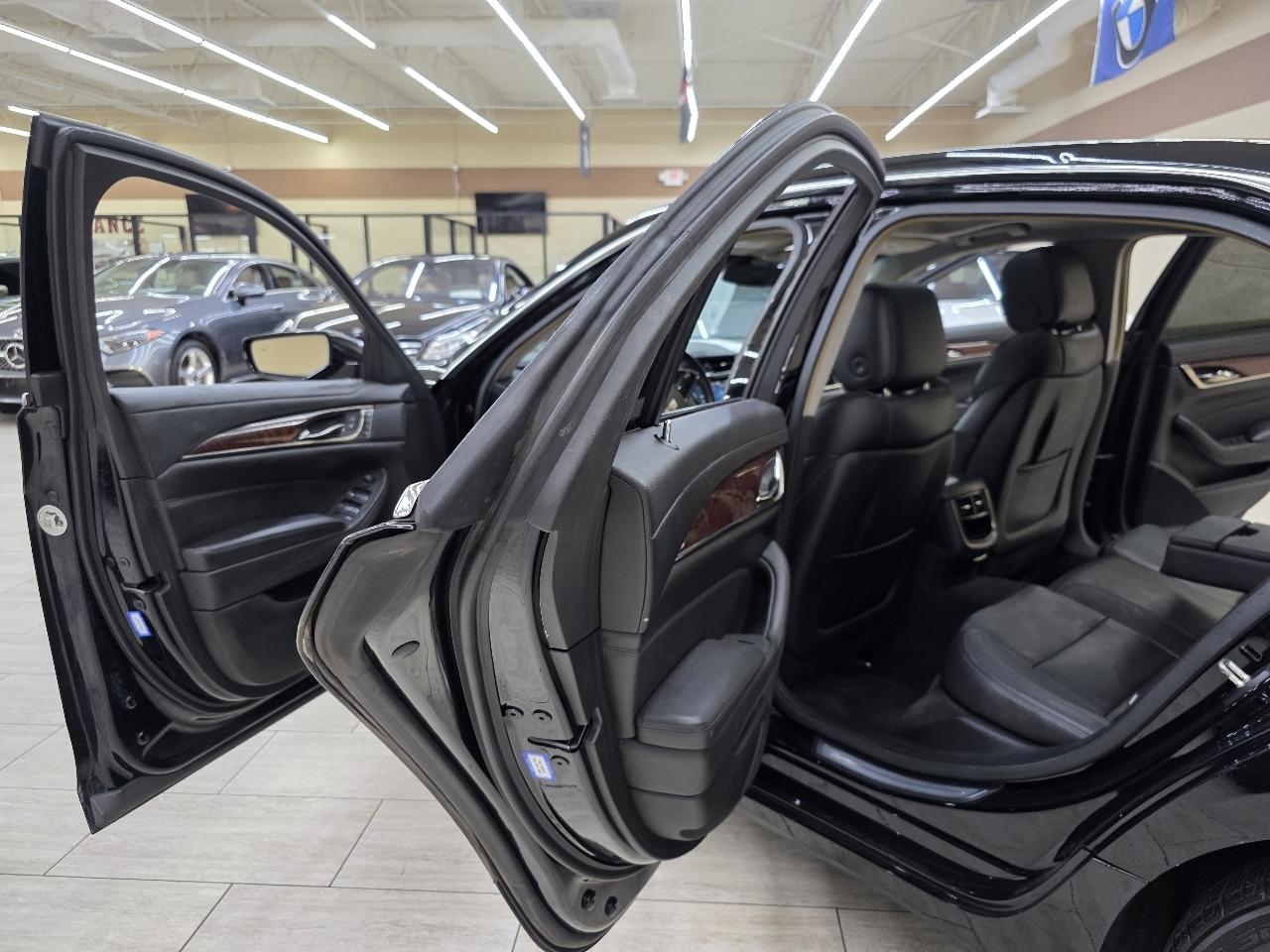 Cadillac CTS 2.0L Turbo Luxury RWD 2015