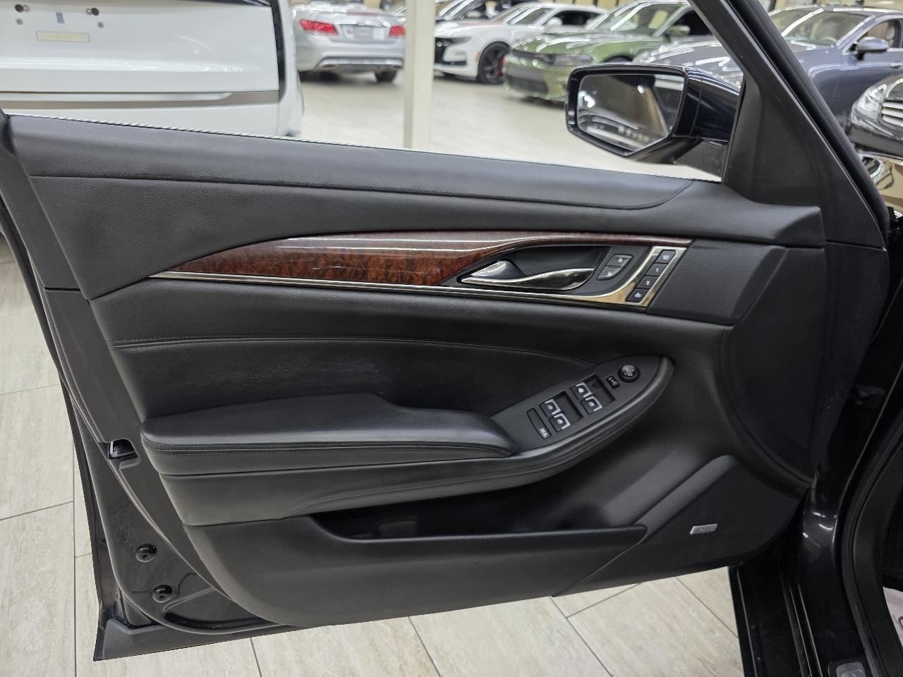 Cadillac CTS 2.0L Turbo Luxury RWD 2015