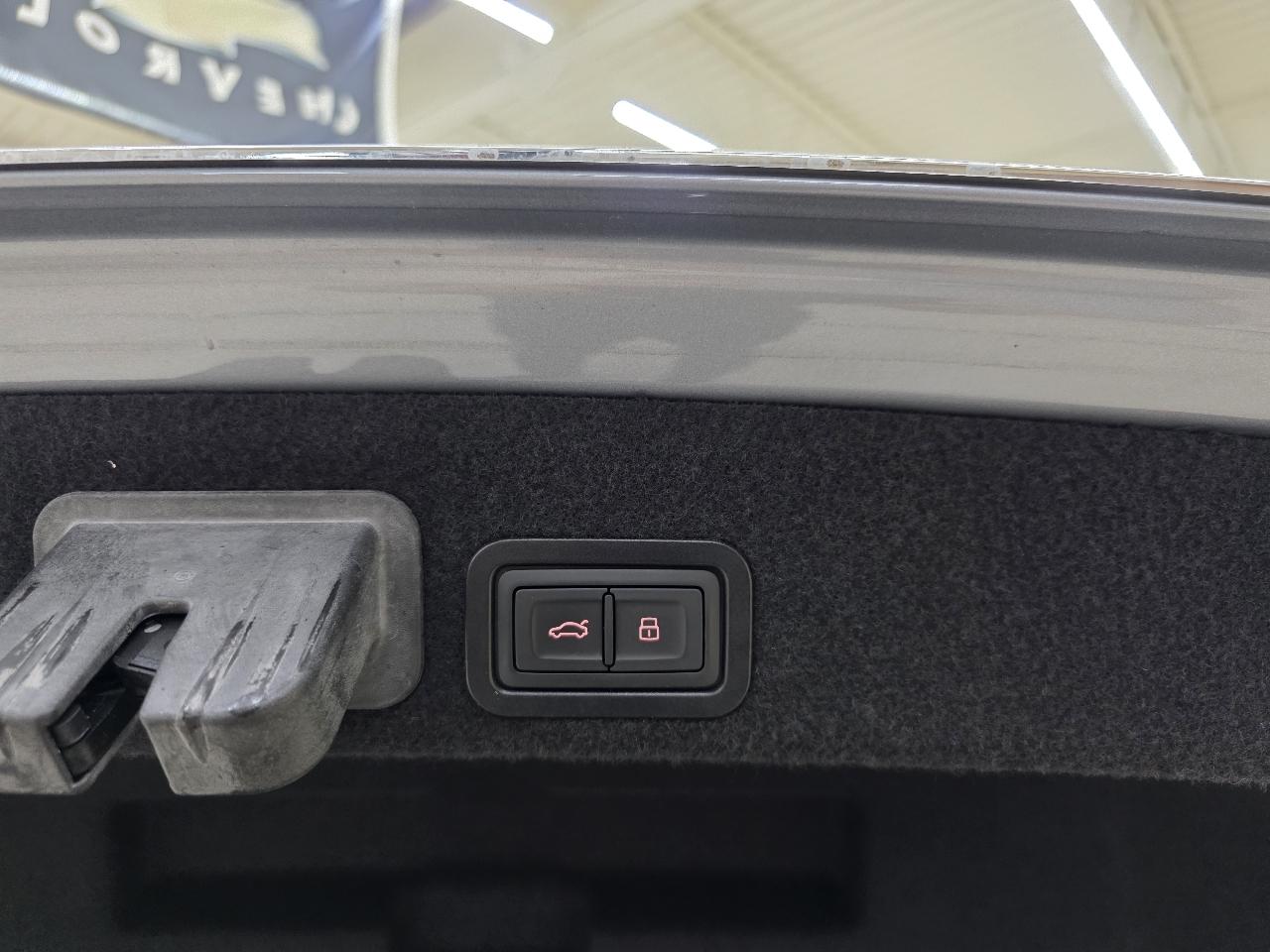 Audi A6 3.0T Prestige quattro 2016