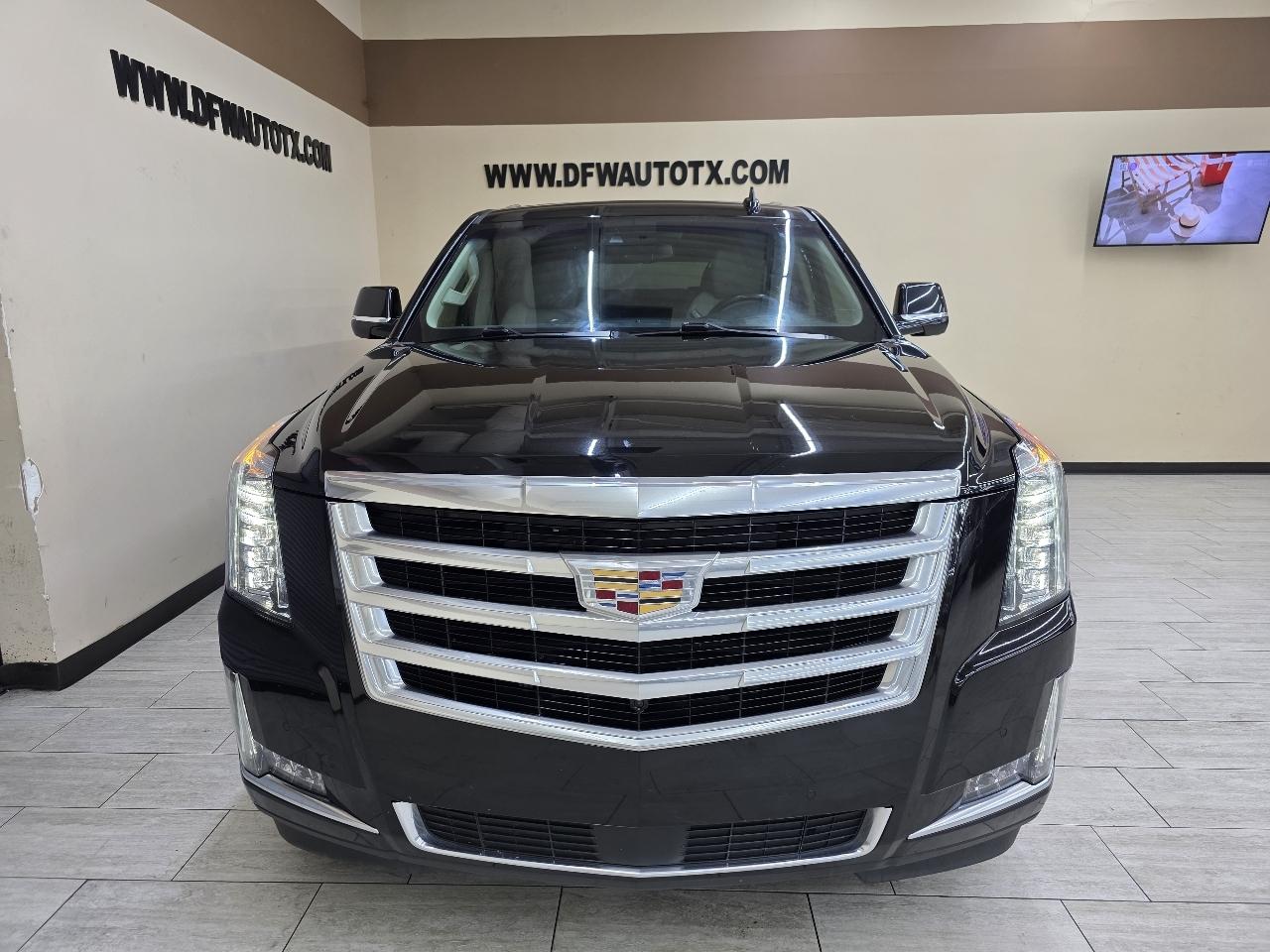Cadillac Escalade Premium 4WD 2018