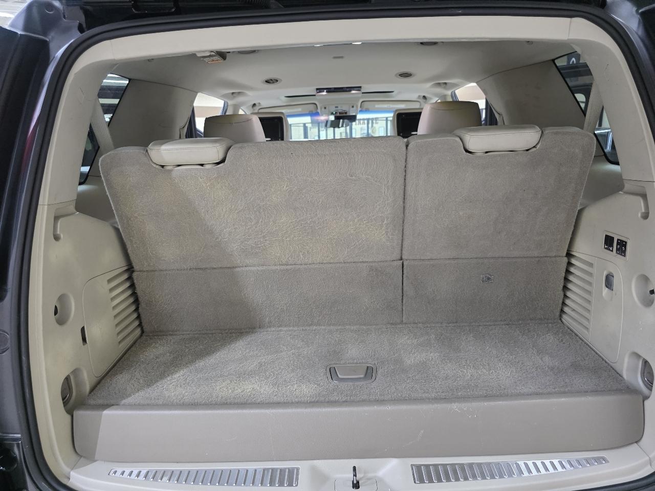 Cadillac Escalade Premium 4WD 2018