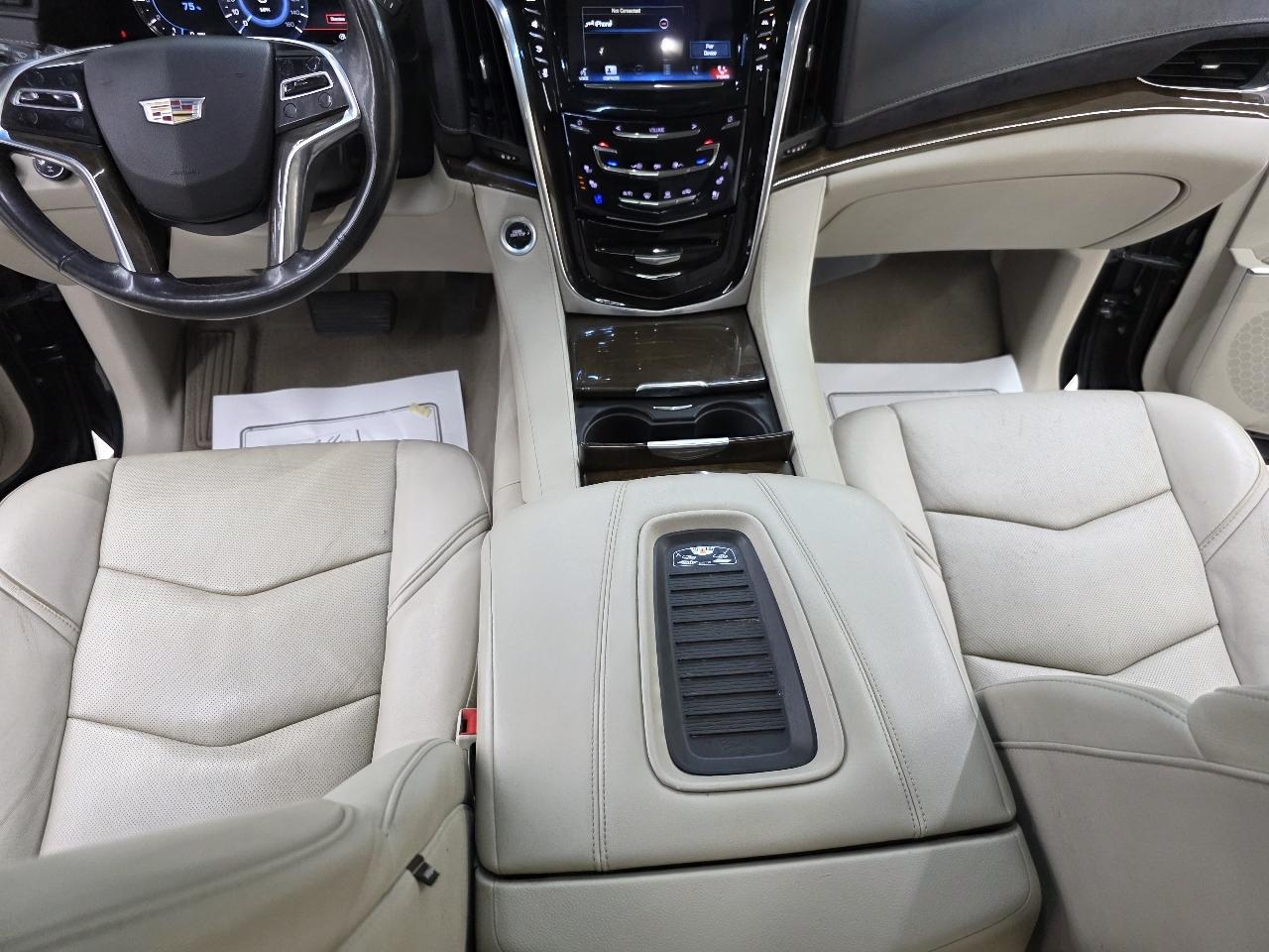 Cadillac Escalade Premium 4WD 2018