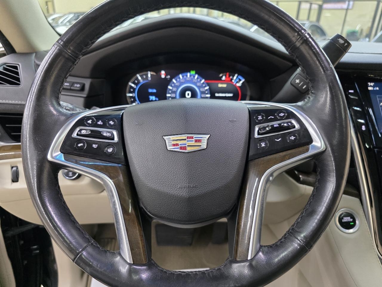 Cadillac Escalade Premium 4WD 2018