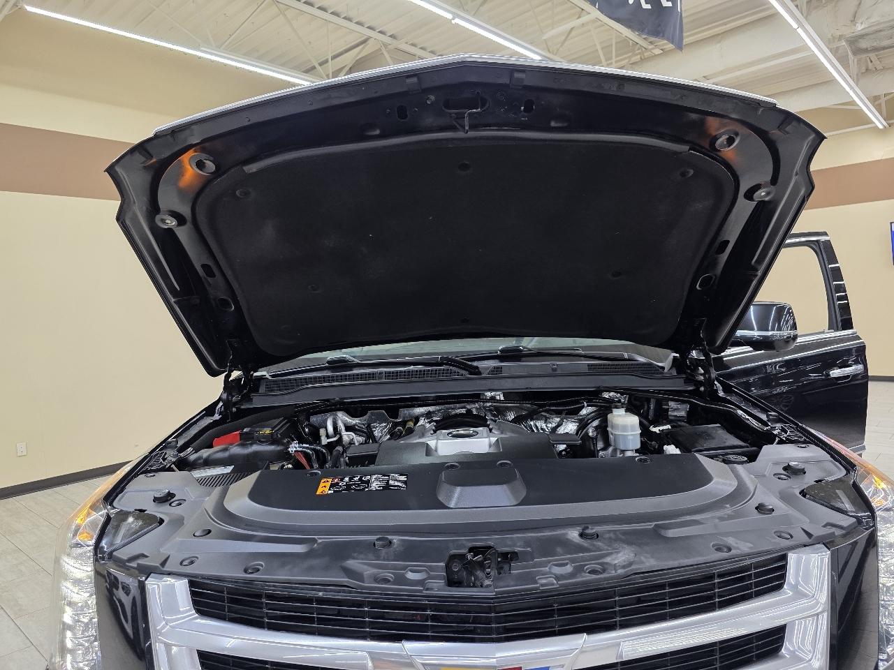 Cadillac Escalade Premium 4WD 2018