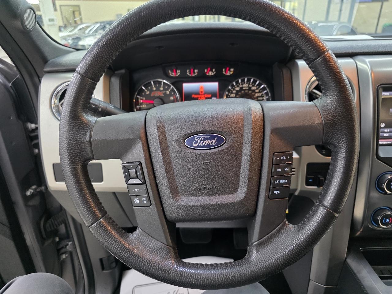Ford F-150 Platinum SuperCrew 6.5-ft. Bed 4WD 2014