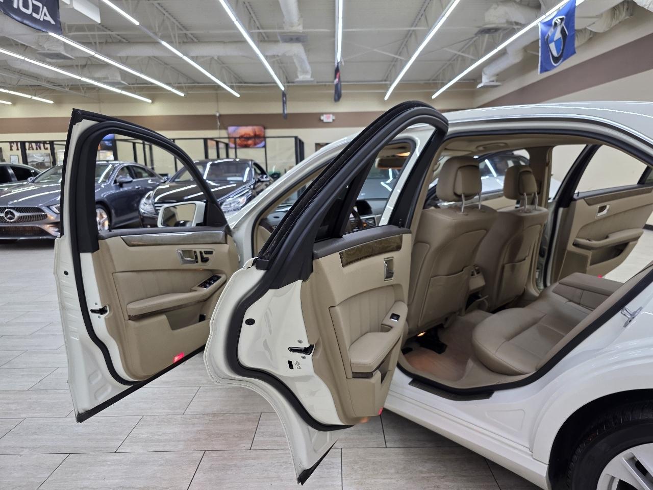 Mercedes-Benz E-Class E350 Sedan 2011