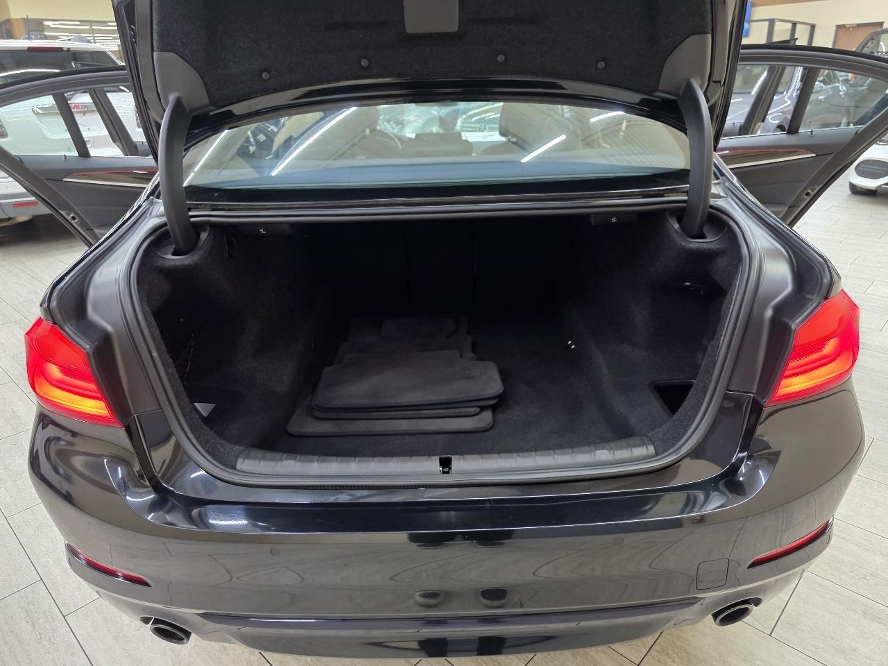 BMW 5-Series 530i 2018