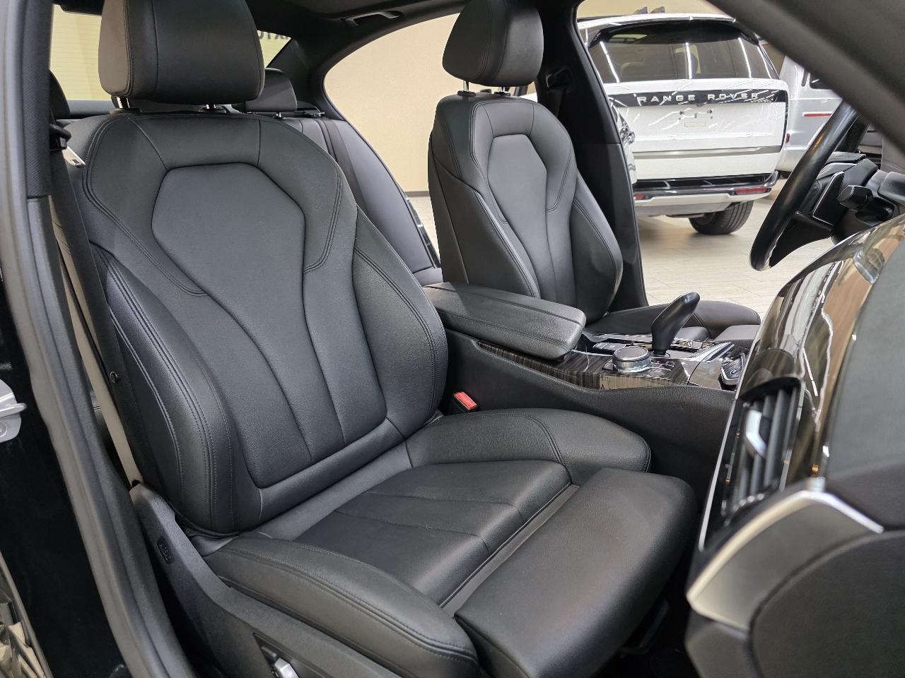 BMW 5-Series 530i 2018