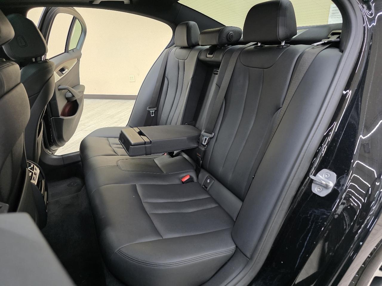 BMW 5-Series 530i 2018