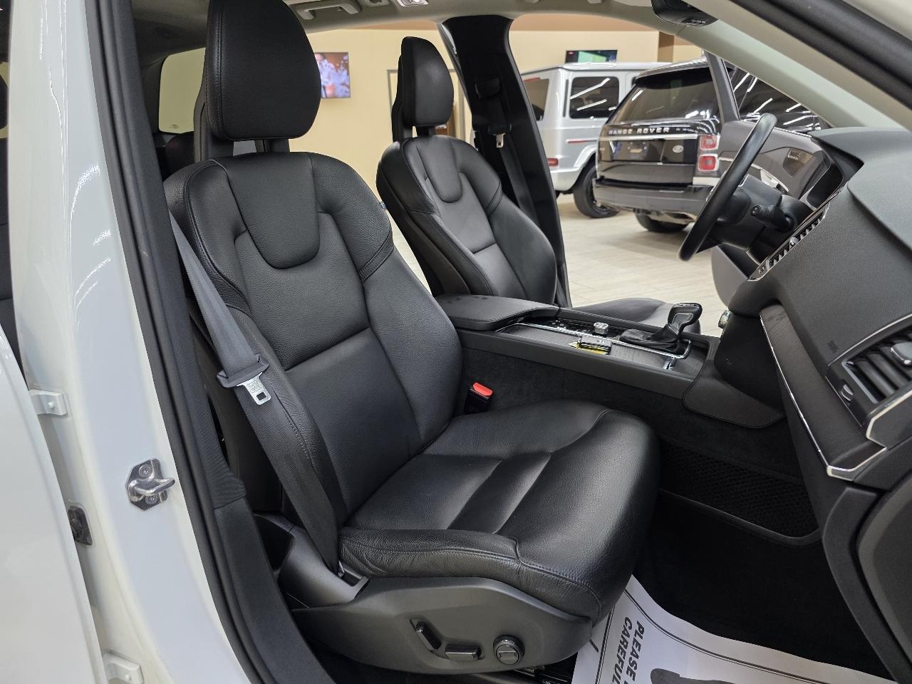 Volvo XC90 T6 Momentum AWD 2020