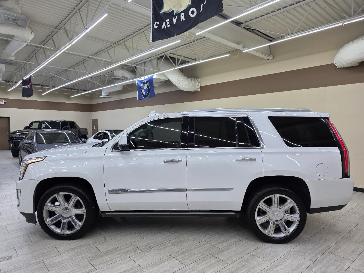 Cadillac Escalade Premium 4WD 2017