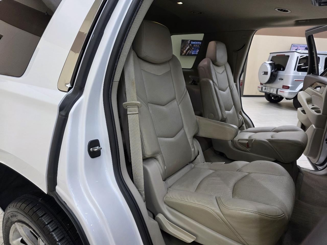 Cadillac Escalade Premium 4WD 2017