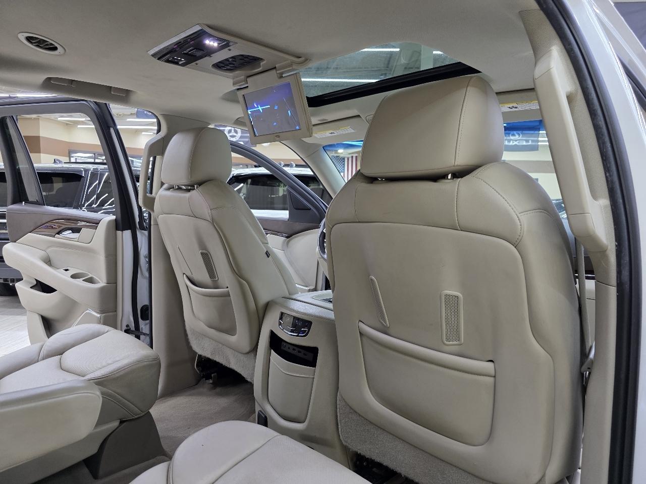 Cadillac Escalade Premium 4WD 2017