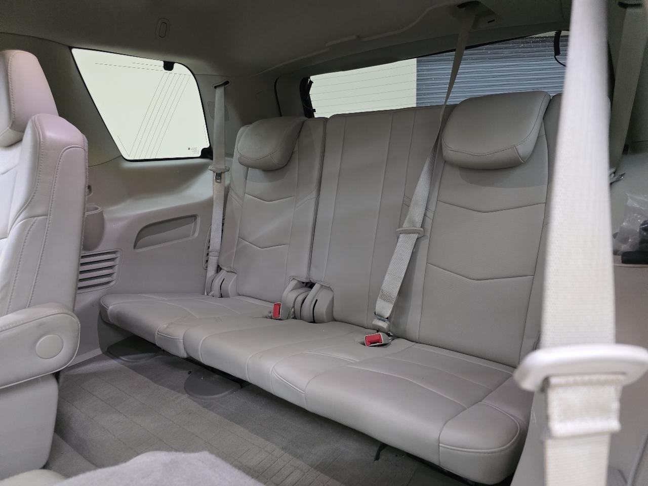 Cadillac Escalade Premium 4WD 2017