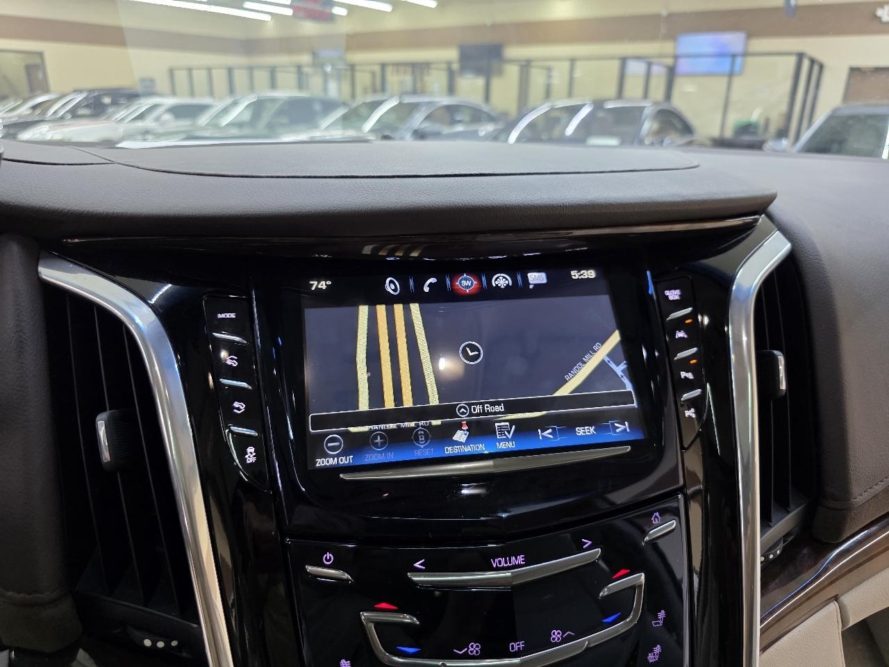 Cadillac Escalade Premium 4WD 2017