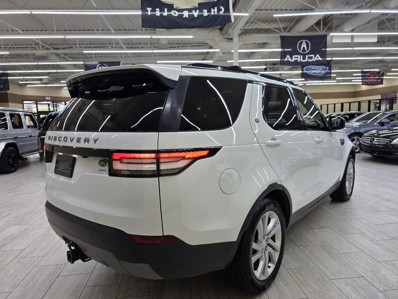 Land Rover Discovery SE 2019