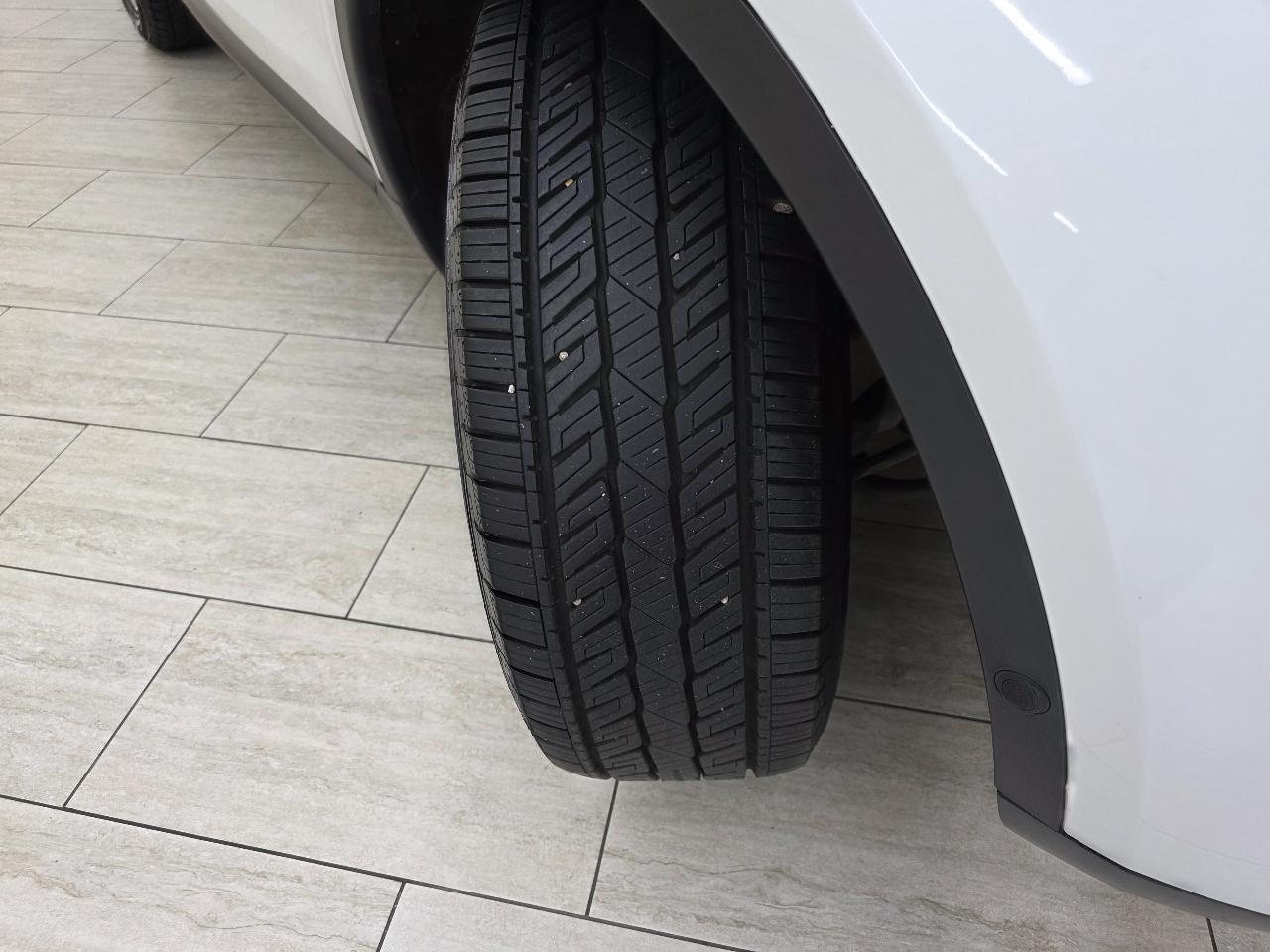 Land Rover Discovery SE 2019