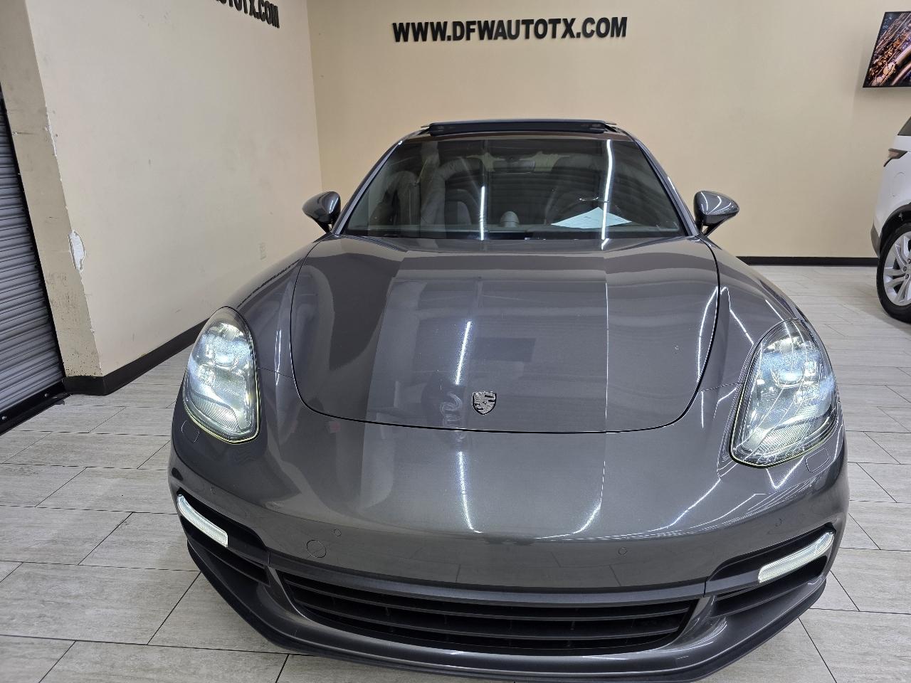 Porsche Panamera  2017