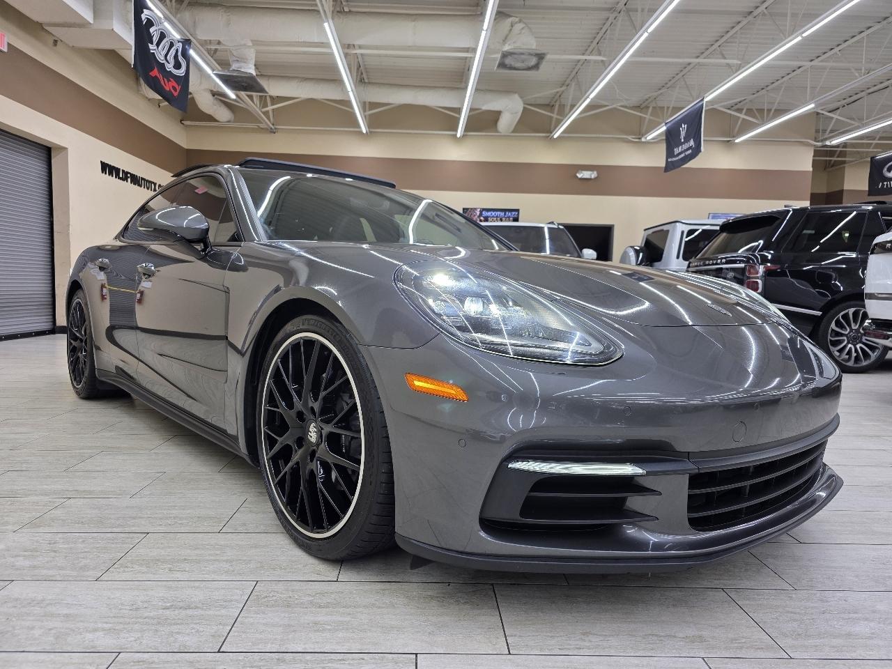 Porsche Panamera  2017