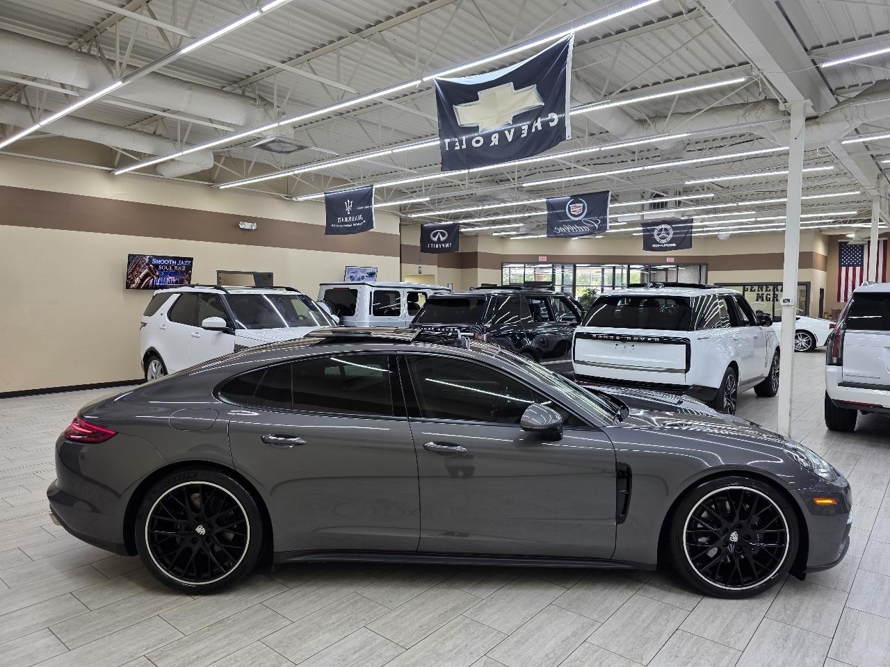 Porsche Panamera  2017