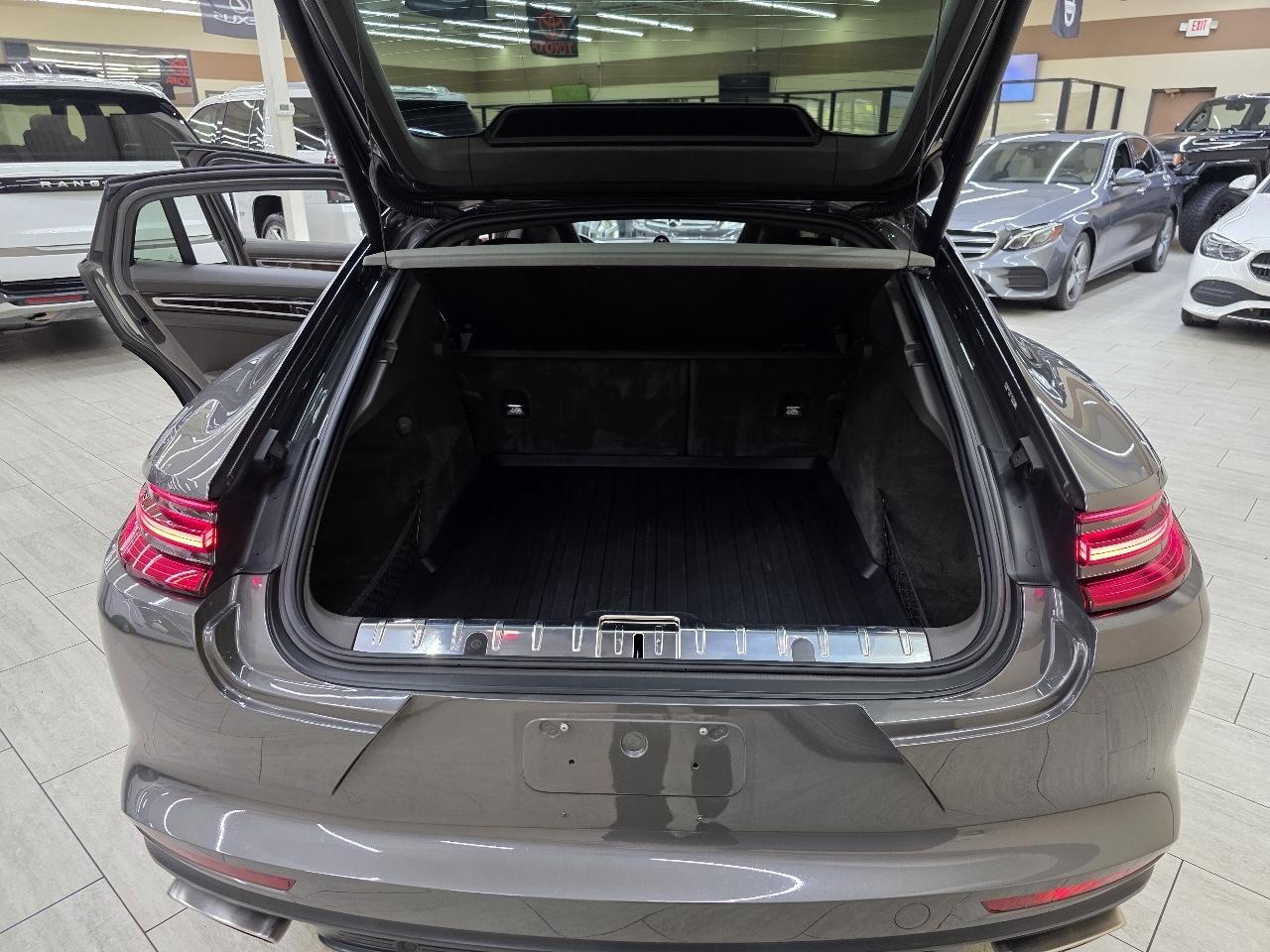 Porsche Panamera  2017