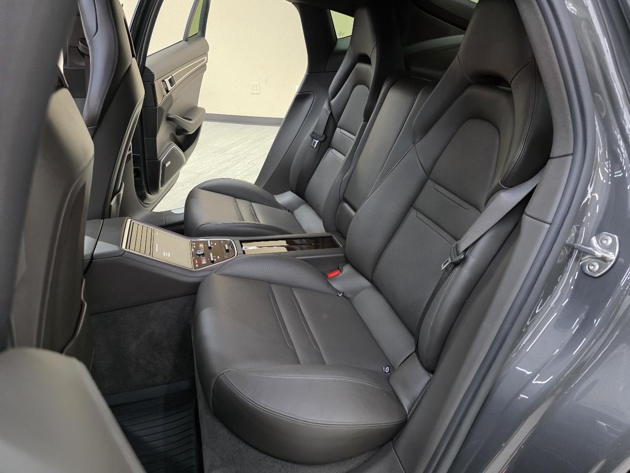 Porsche Panamera  2017