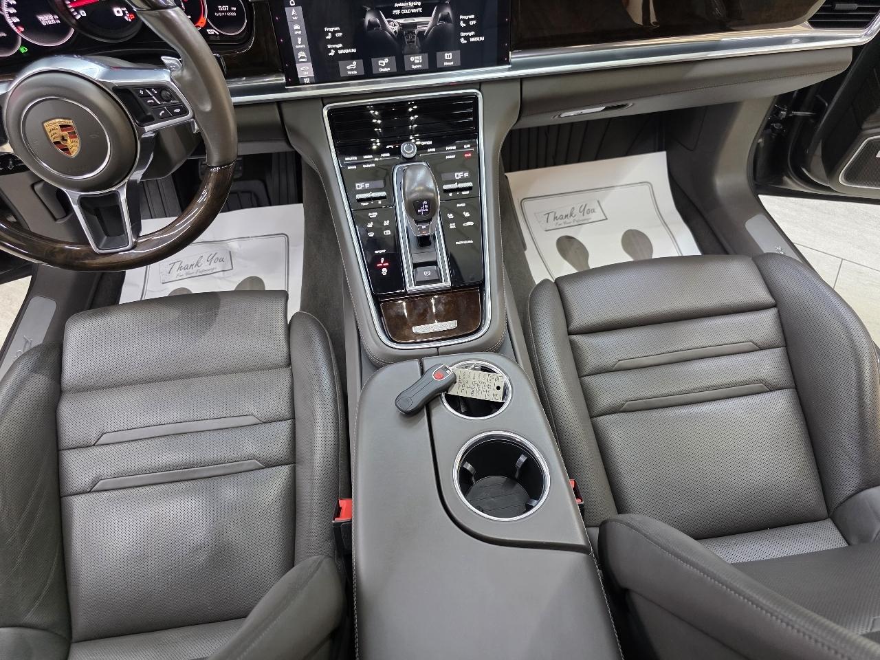 Porsche Panamera  2017