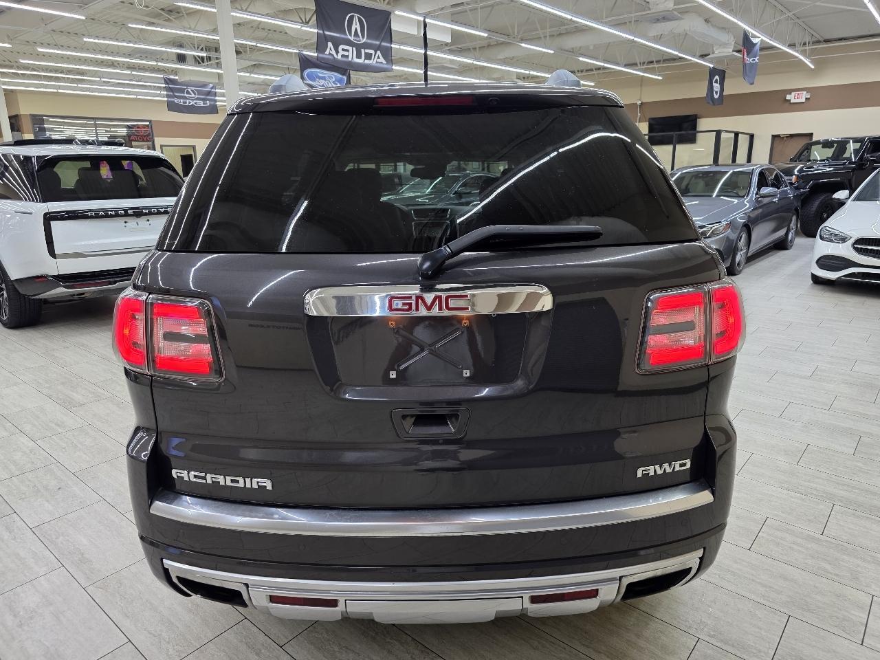 GMC Acadia Denali AWD 2015