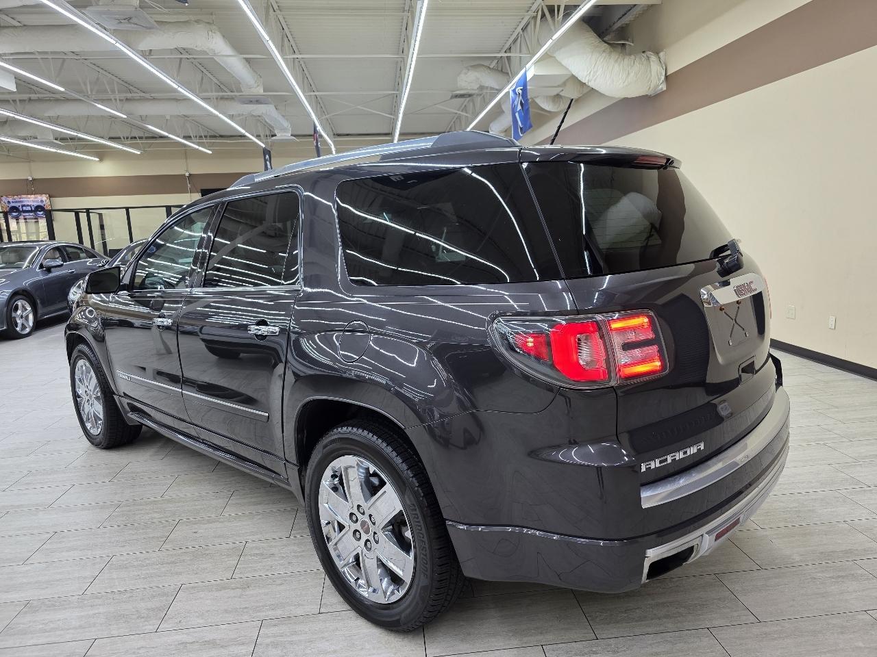 GMC Acadia Denali AWD 2015