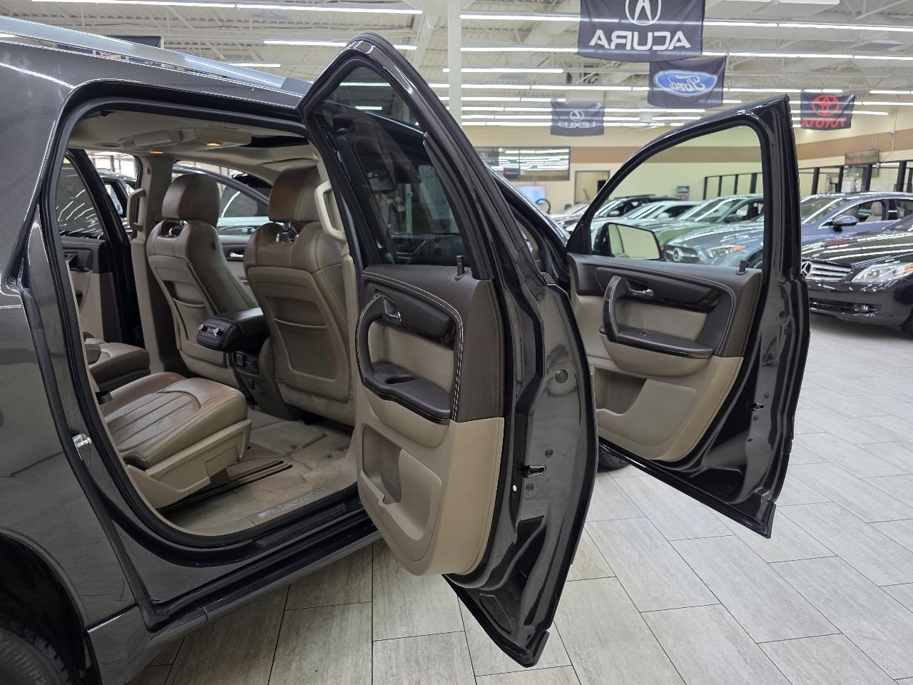 GMC Acadia Denali AWD 2015