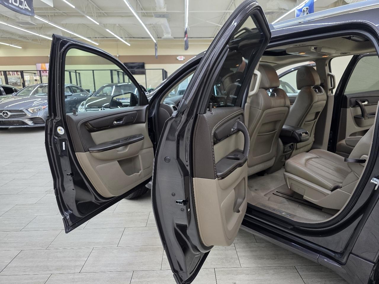 GMC Acadia Denali AWD 2015