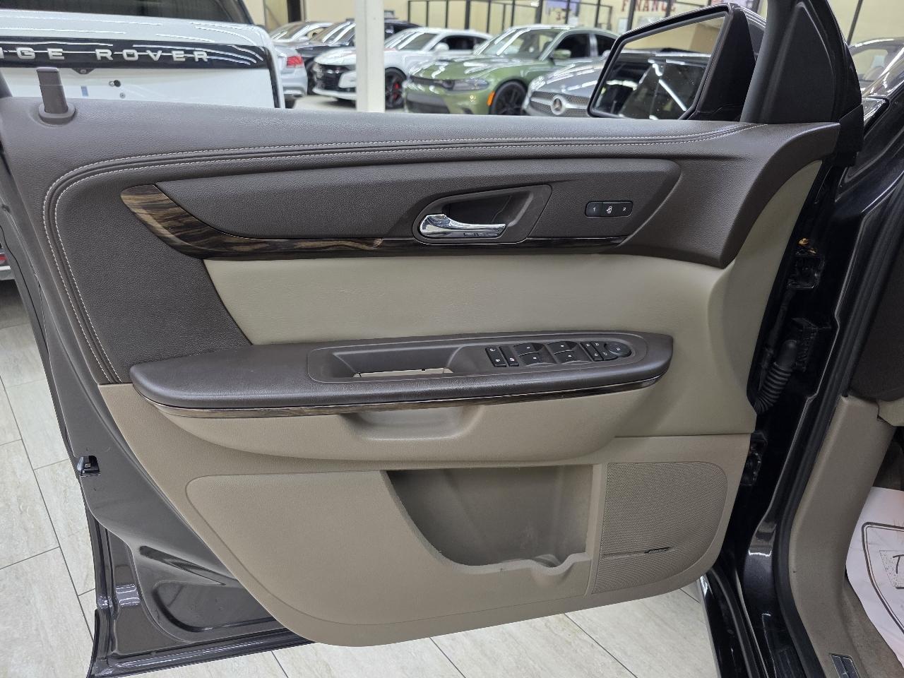 GMC Acadia Denali AWD 2015